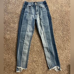 The CUTEST Black Label jeans!